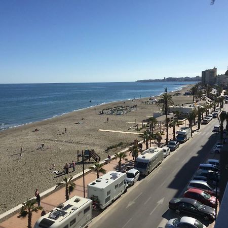 Beachfront, Two Bed- & Bathrooms, Private Parking Fuengirola Εξωτερικό φωτογραφία