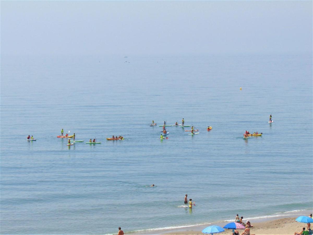 Beachfront, Two Bed- & Bathrooms, Private Parking Fuengirola Εξωτερικό φωτογραφία