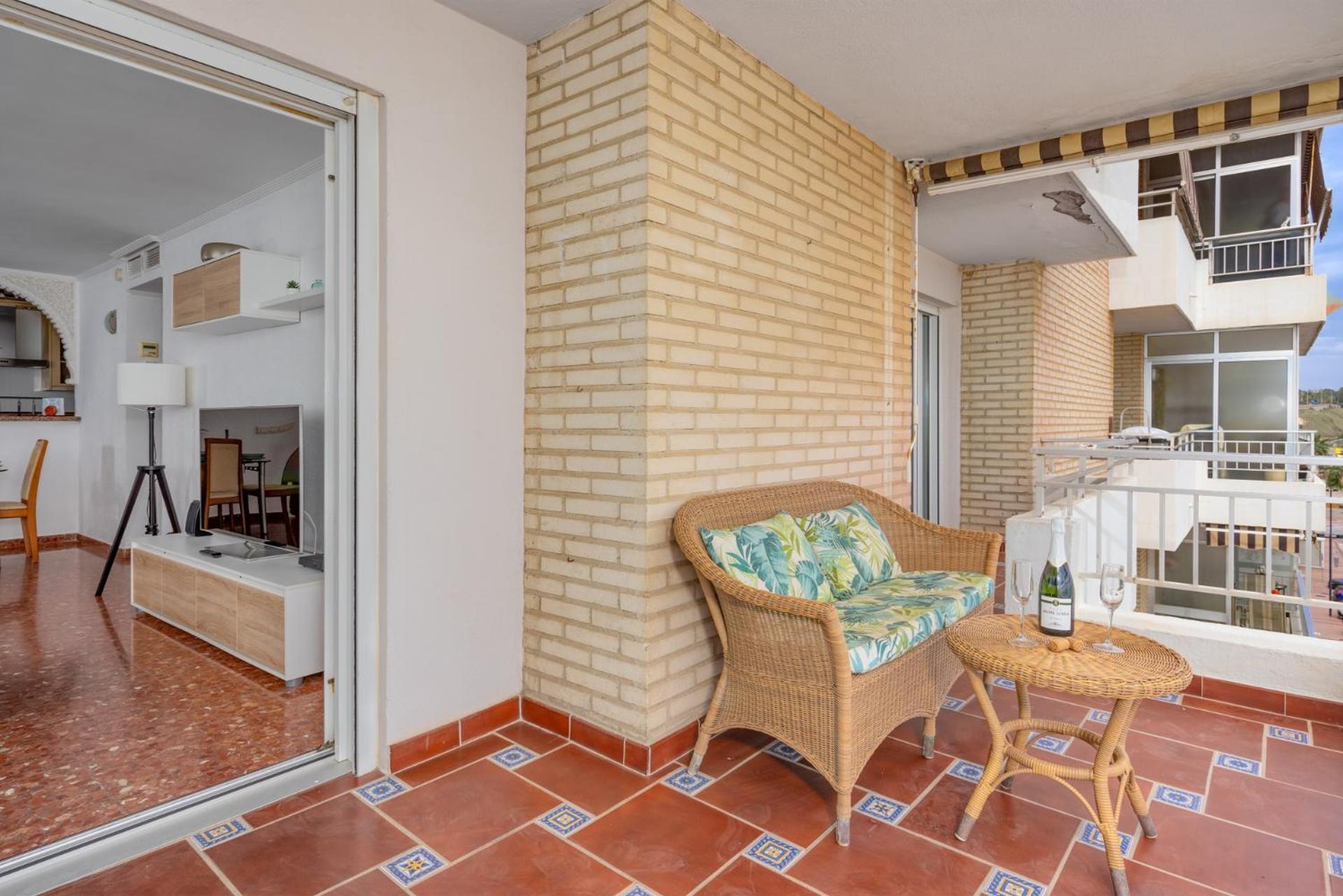 Beachfront, Two Bed- & Bathrooms, Private Parking Fuengirola Εξωτερικό φωτογραφία